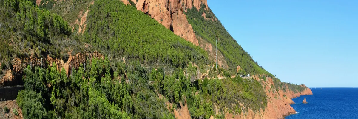 image-installation-carport-solaire-var.webp Image Installation carport solaire Var